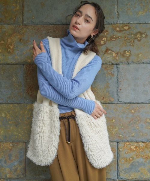 Bou Jeloud（ブージュルード）の「ボア×ファーニットベスト（ベスト・レディース・グレー/ベージュ・FREE）」の6枚目の写真