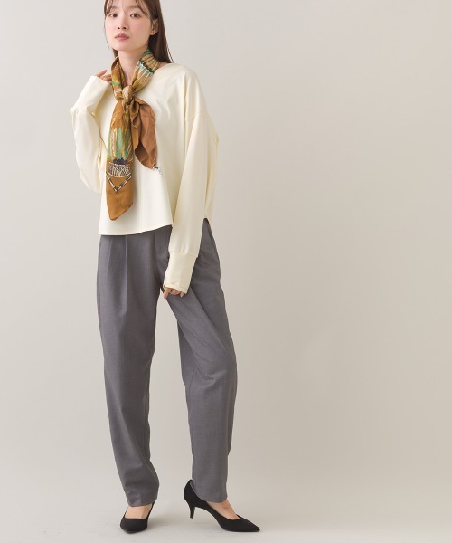 OMNES(オムネス)の「【BEAUTIFUL FRIDAY】Vネックプルオーバー(Tシャツ/カットソー・レディース・ブラック/ホワイト・MEDIUM/LARGE)」の6枚目の写真