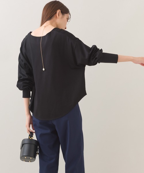 OMNES(オムネス)の「【BEAUTIFUL FRIDAY】Vネックプルオーバー(Tシャツ/カットソー・レディース・ブラック/ホワイト・MEDIUM/LARGE)」の9枚目の写真