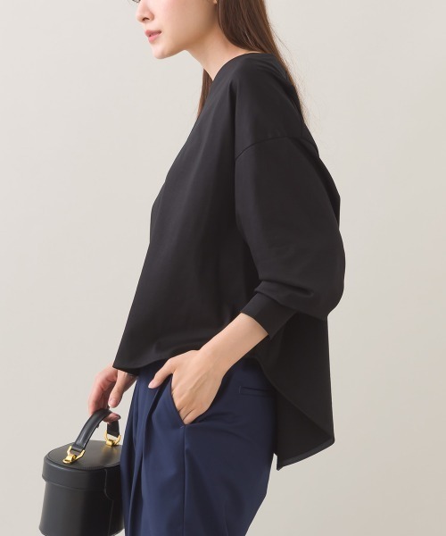 OMNES(オムネス)の「【BEAUTIFUL FRIDAY】Vネックプルオーバー(Tシャツ/カットソー・レディース・ブラック/ホワイト・MEDIUM/LARGE)」の10枚目の写真