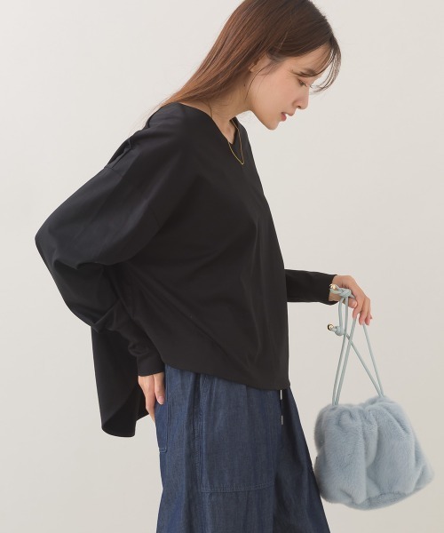 OMNES(オムネス)の「【BEAUTIFUL FRIDAY】Vネックプルオーバー(Tシャツ/カットソー・レディース・ブラック/ホワイト・MEDIUM/LARGE)」の12枚目の写真