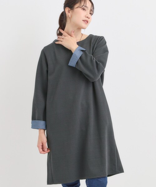 SHOO・LA・RUE(シューラルー)の「身体のラインをきれいにカバー Aラインチュニックワンピース(チュニック・レディース・ネイビー/モスグリーン/スミクロ・01/04/03/02)」の1枚目の写真