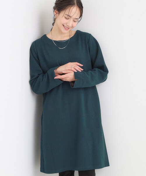 SHOO・LA・RUE(シューラルー)の「身体のラインをきれいにカバー Aラインチュニックワンピース(チュニック・レディース・ネイビー/モスグリーン/スミクロ・01/04/03/02)」の2枚目の写真