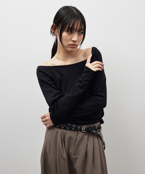 HANNE（アン）の「オフショルダーロンTEE（Tシャツ/カットソー・レディース・ホワイト/グレー/ブラック・FREE）」の8枚目の写真