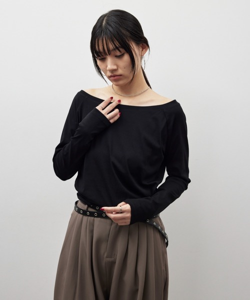 HANNE（アン）の「オフショルダーロンTEE（Tシャツ/カットソー・レディース・ホワイト/グレー/ブラック・FREE）」の9枚目の写真