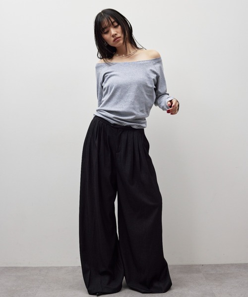 HANNE（アン）の「オフショルダーロンTEE（Tシャツ/カットソー・レディース・ホワイト/グレー/ブラック・FREE）」の17枚目の写真