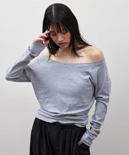 HANNE（アン）の「オフショルダーロンTEE（Tシャツ/カットソー・レディース・ホワイト/グレー/ブラック・FREE）」の16枚目の写真