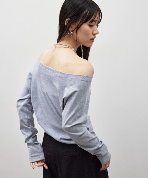HANNE（アン）の「オフショルダーロンTEE（Tシャツ/カットソー・レディース・ホワイト/グレー/ブラック・FREE）」の15枚目の写真