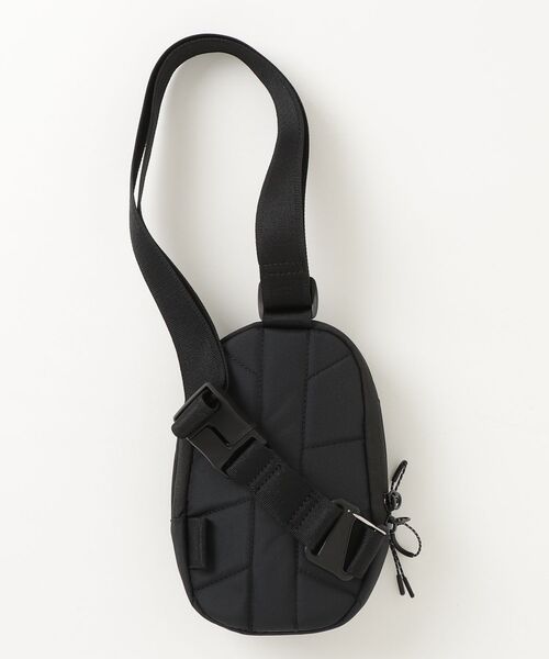 NIKE（ナイキ）の「NIKE NSW COMMUTE CROSSBODY FZ6133（ショルダーバッグ・メンズ・ブラック/グレー・ONE SIZE）」の10枚目の写真