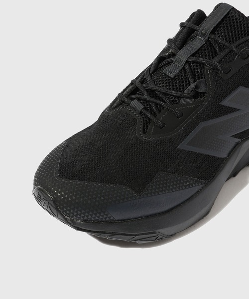 EU,US NEW BALANCE（イーユーユーエスニューバランス）の「【New Balance/ニューバランス】DynaSoft Nitrel v6 GTX（スニーカー・メンズ・ブラック・26.0cm/27.0cm/28.0cm）」の4枚目の写真