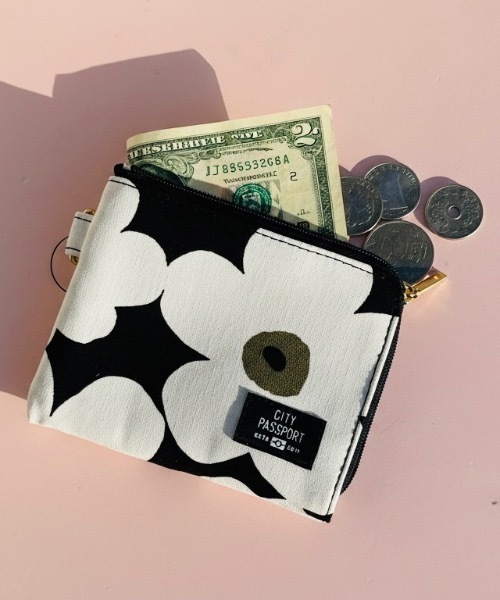 セール】CITY PASSPORT/シティパスポート オールインワン パスケース