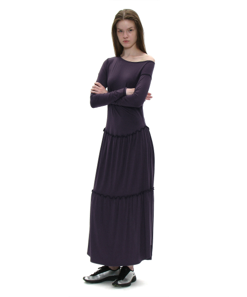 PARTIMENTO WOMEN（パルティメントウィメン）の「PWC アンバランスドジャージシャーリングティアードドレス_ミッドナイトプラム（ワンピース・レディース・その他・SMALL/MEDIUM/LARGE）」の4枚目の写真