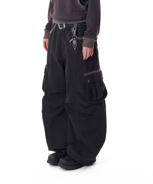 セール】Knee Pin-tuck Contrast Cargo Pants (Black)（その他パンツ