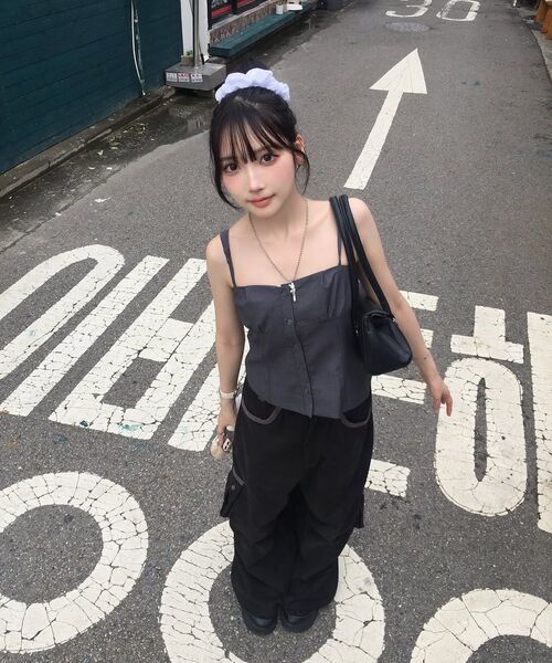 AAKAM（アーカム）の「Knee Pin-tuck Contrast Cargo Pants (Black)（その他パンツ・レディース・その他・1/2）」の17枚目の写真