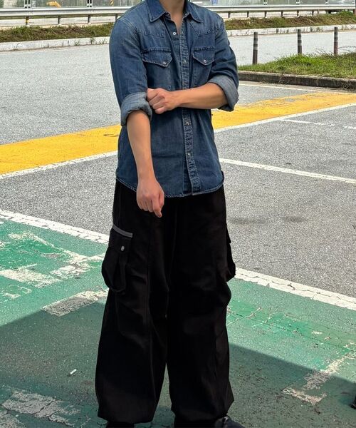 AAKAM（アーカム）の「Knee Pin-tuck Contrast Cargo Pants (Black)（その他パンツ・レディース・その他・1/2）」の19枚目の写真