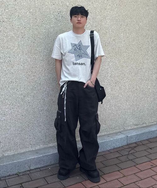 AAKAM（アーカム）の「Knee Pin-tuck Contrast Cargo Pants (Black)（その他パンツ・レディース・その他・1/2）」の20枚目の写真