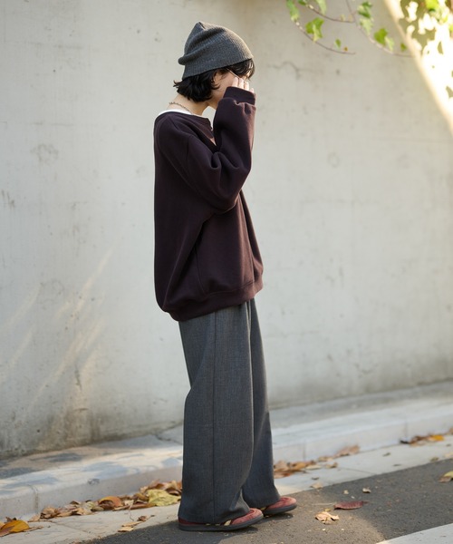 LAULEN(ローレン)の「key neck layered logo sweat pullover /キーネックレイヤードロゴスウェットプルオーバー(スウェット・レディース・ブラウン/ネイビー/グレー/アイボリー・FREE)」の7枚目の写真