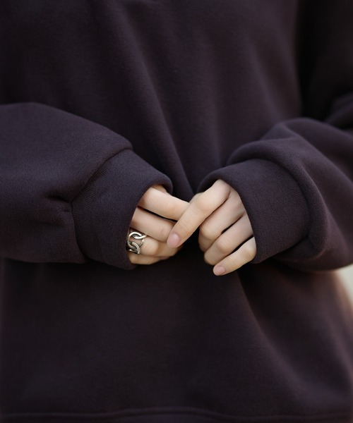 LAULEN(ローレン)の「key neck layered logo sweat pullover /キーネックレイヤードロゴスウェットプルオーバー(スウェット・レディース・ブラウン/ネイビー/グレー/アイボリー・FREE)」の11枚目の写真