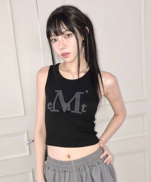 MUCENT(ムセント)の「ワディアプリケロゴスリーブレスナシ(2カラー)(Tシャツ/カットソー・レディース・ホワイト/ブラック・FREE)」の10枚目の写真