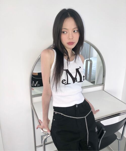 MUCENT(ムセント)の「ワディアプリケロゴスリーブレスナシ(2カラー)(Tシャツ/カットソー・レディース・ホワイト/ブラック・FREE)」の12枚目の写真