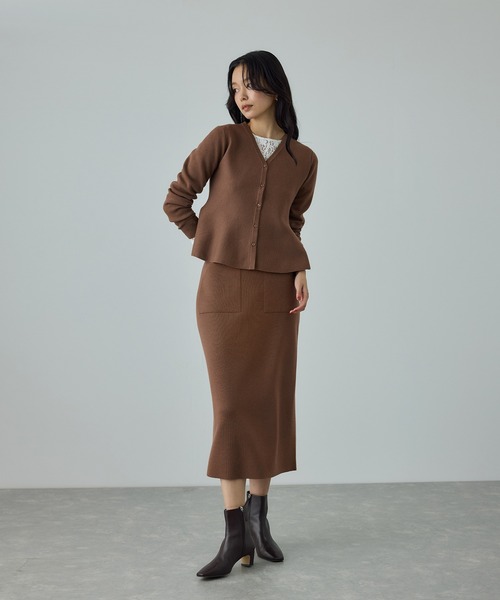 ROPE'（ロペ）の「ウール混ニットペプラムカーディガン/イージーケア・セットアップ対応（ニット/セーター・レディース・ブラウン/ブラック・FREE）」の3枚目の写真