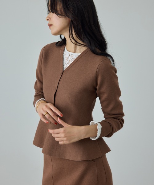 ROPE'（ロペ）の「ウール混ニットペプラムカーディガン/イージーケア・セットアップ対応（ニット/セーター・レディース・ブラウン/ブラック・FREE）」の14枚目の写真