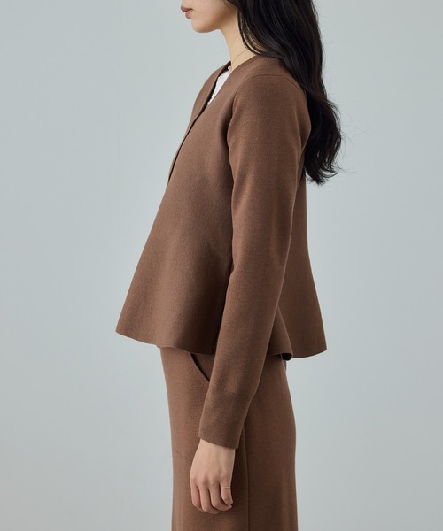 ROPE'（ロペ）の「ウール混ニットペプラムカーディガン/イージーケア・セットアップ対応（ニット/セーター・レディース・ブラウン/ブラック・FREE）」の16枚目の写真