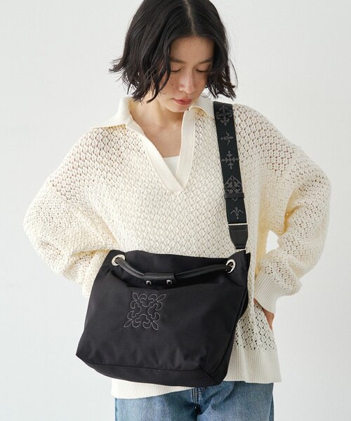 russet（ラシット）の「コーデュラナイロン3WAYトートバッグ（トートバッグ・レディース・ブラック/グレイッシュベージュ/グレー/ダークブラウン・FREE）」の7枚目の写真