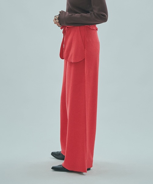 ROSE BUD(ローズバッド)の「(mag.by c)WIDE SWEAT PANTS(スウェットパンツ・レディース・チャコールグレー/レッド・ONE SIZE)」の12枚目の写真