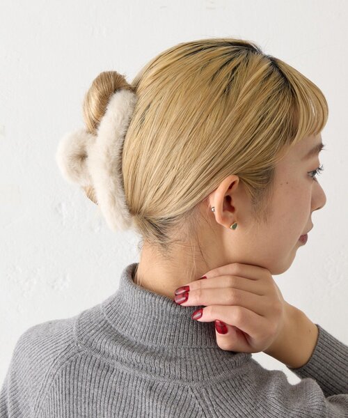 BIRTHDAY BAR（バースデイバー）の「ファーバンス（バレッタ/ヘアクリップ・レディース・ベージュ/グリーン/ホワイト・0）」の2枚目の写真