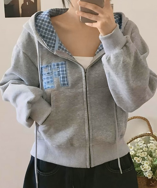yuue' ( wear )(ユーイ)の「チェック切り替えジップパーカー(パーカー・レディース・グレー/アイボリー/ネイビー/ブラック・FREE)」の3枚目の写真
