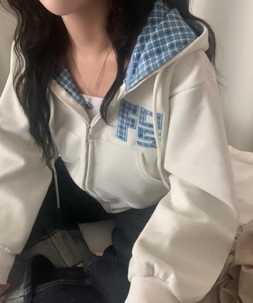 yuue' ( wear )(ユーイ)の「チェック切り替えジップパーカー(パーカー・レディース・グレー/アイボリー/ネイビー/ブラック・FREE)」の1枚目の写真