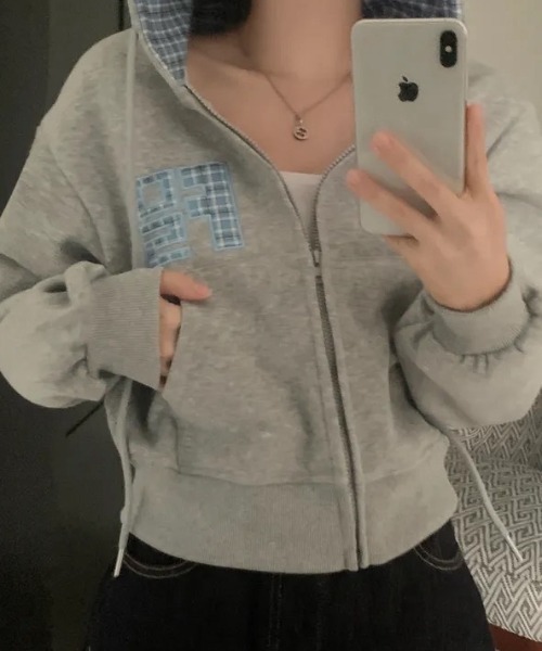 yuue' ( wear )(ユーイ)の「チェック切り替えジップパーカー(パーカー・レディース・グレー/アイボリー/ネイビー/ブラック・FREE)」の22枚目の写真