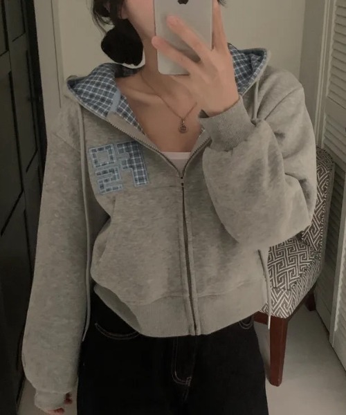 yuue' ( wear )(ユーイ)の「チェック切り替えジップパーカー(パーカー・レディース・グレー/アイボリー/ネイビー/ブラック・FREE)」の18枚目の写真