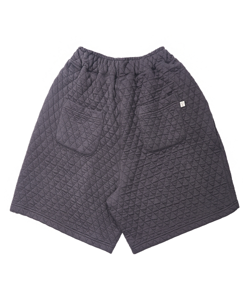 A NOTHING(アナッシング)の「VINTAGE DIA-QUILTING WIDE 1/2 PANTS (Charcoal)(その他パンツ・レディース・その他・MEDIUM/LARGE)」の2枚目の写真