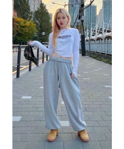 DXOH（ディソエイチ）の「スタックスローガンロゴウォーマークロップTシャツ[ホワイト]（Tシャツ/カットソー・レディース・その他・FREE）」の13枚目の写真