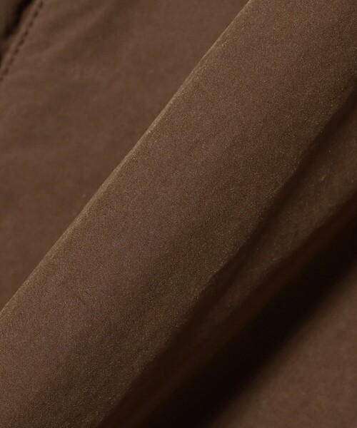 International Gallery BEAMS(インターナショナルギャラリービームス)の「QUATTROCCHI / ガーメントダイ フーデッド コート(その他アウター・メンズ・ネイビー/ブラウン・MEDIUM/LARGE)」の12枚目の写真