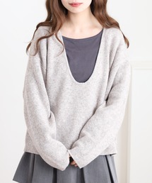 Uネックプルオーバー