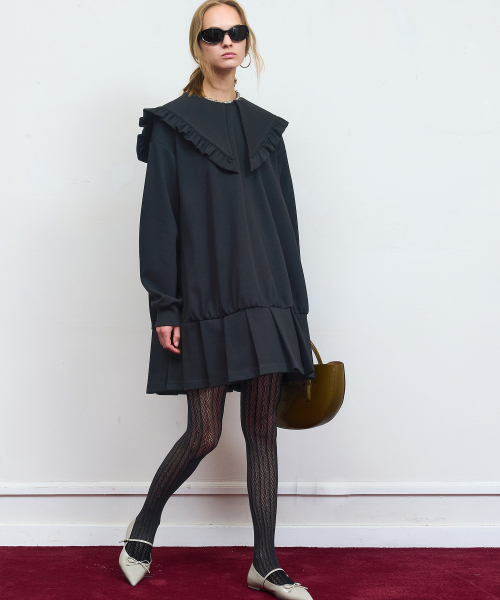 DEWEDEWE(デュイデュイ)の「ビッグカラードレス (2カラー)(ワンピース・レディース・ブラック/グレー・SMALL/MEDIUM)」の3枚目の写真