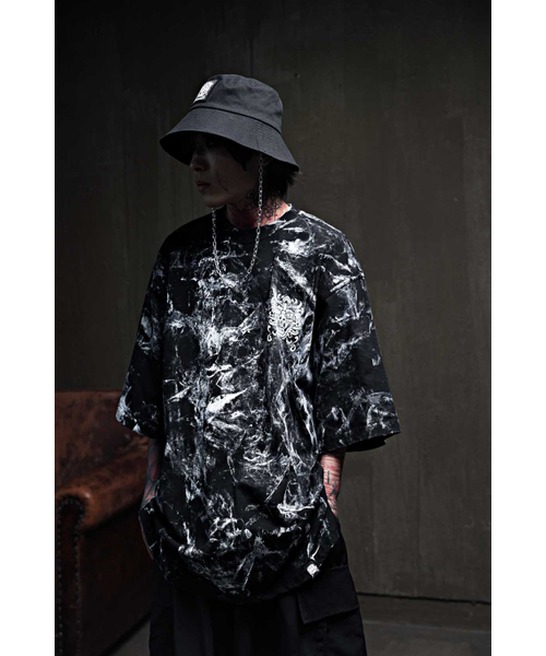 KIRTIMUKHA(キールティムカ)の「ロゴラフペインティングルーズフィット半袖Tシャツブラック(Tシャツ/カットソー・メンズ・その他・2/3)」の10枚目の写真