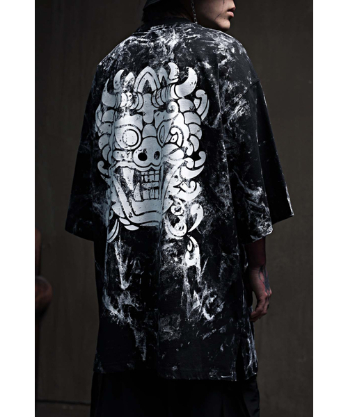 KIRTIMUKHA(キールティムカ)の「ロゴラフペインティングルーズフィット半袖Tシャツブラック(Tシャツ/カットソー・メンズ・その他・2/3)」の13枚目の写真