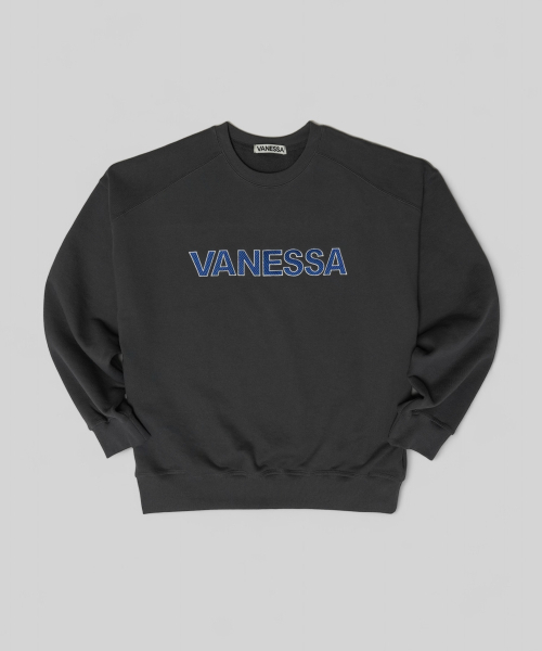 VANESSA(バネッサ)の「820g VANESSA ロゴ刺繍スウェットシャツ_チャコール(スウェット・メンズ・チャコール・FREE)」の1枚目の写真