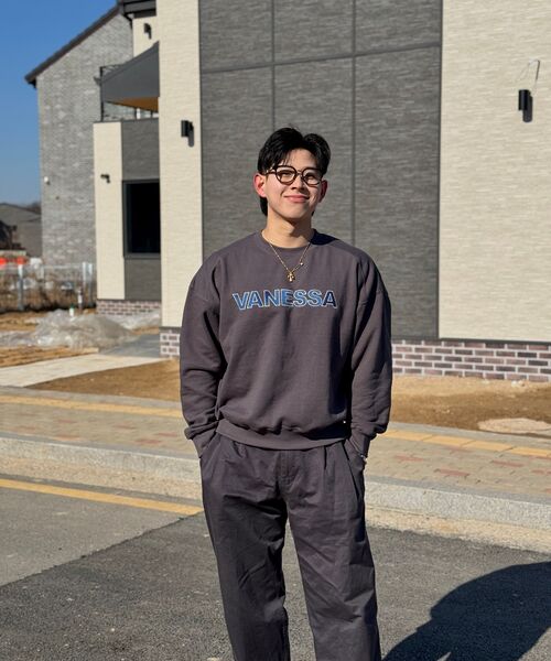 VANESSA(バネッサ)の「820g VANESSA ロゴ刺繍スウェットシャツ_チャコール(スウェット・メンズ・チャコール・FREE)」の6枚目の写真