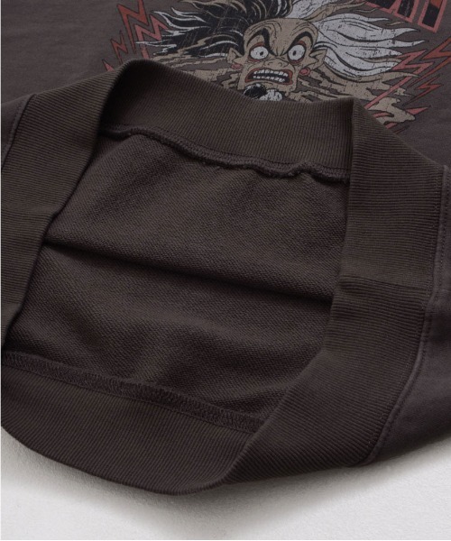 DISCUS(ディスカス)の「『DISCUS/ディスカス×DISNEY/ディズニー』DISCUS×Villains Sweat (スウェット・レディース・ブラック系8/ブラック系7/ブラック系6/ブラック系5/ブラック系4/ブラック系3/ブラック系2/ブラック系1・L/M)」の12枚目の写真