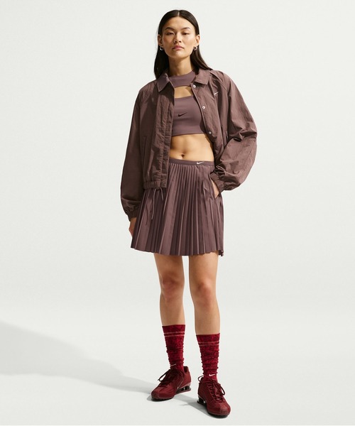 NIKE(ナイキ)の「NIKE AS W NSW PLEATED SKIRT / ナイキ ウィメンズ NSW プリーテッド スカート 【SP】(スカート・レディース・ブラウン/ブラック・S/M/L)」の16枚目の写真
