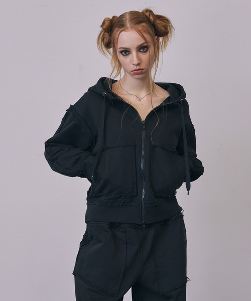 a2o(エーツーオー)の「プルオーバーパーカー(パーカー・メンズ・アイボリー・M)」の2枚目の写真