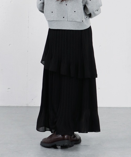 archives（アルシーヴ）の「アシメシアーティアードプリーツスカート（スカート・レディース・アイボリー/ブラック/ブルーグレー・MEDIUM）」の15枚目の写真