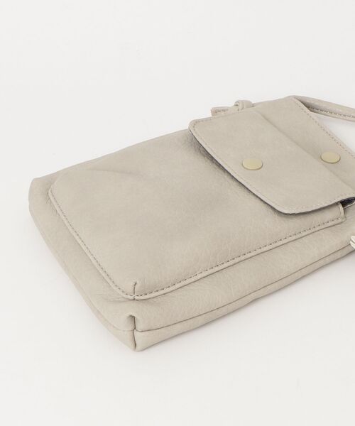 mignon（ミニョン）の「mignon ミニショルダーバッグ 合皮（ショルダーバッグ・レディース・イエロー/グリーン/ブラック/グレイッシュベージュ・FREE）」の19枚目の写真