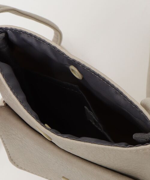 mignon（ミニョン）の「mignon ミニショルダーバッグ 合皮（ショルダーバッグ・レディース・イエロー/グリーン/ブラック/グレイッシュベージュ・FREE）」の20枚目の写真