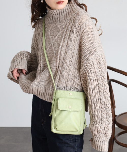 mignon（ミニョン）の「mignon ミニショルダーバッグ 合皮（ショルダーバッグ・レディース・イエロー/グリーン/ブラック/グレイッシュベージュ・FREE）」の3枚目の写真
